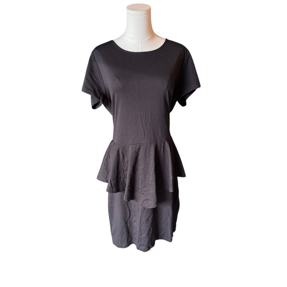 ASOS Curve - NWT Black Peplum Hem Short Sleeve Preppy Dress Sz 18 US / 22 UK - Picture 2 of 8
